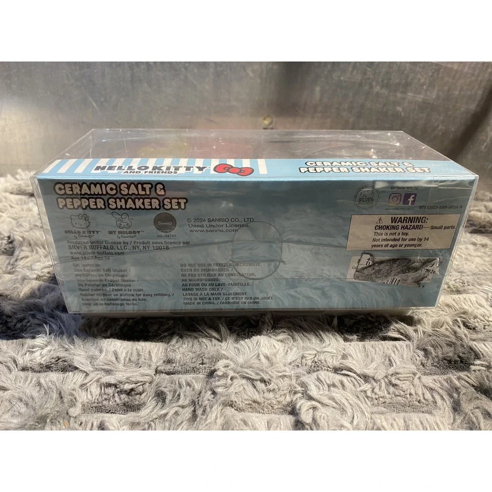 Hello Kitty Salt And Pepper Shakers Sanrio - New In Box